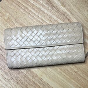 Bottega Veneta Beige Woven Leather Wallet